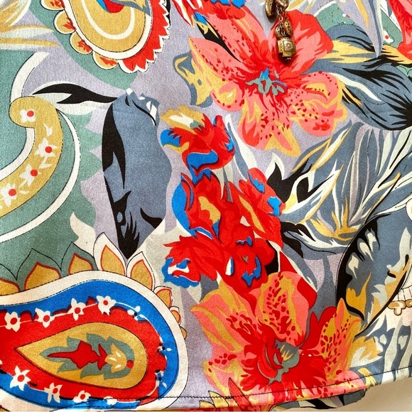 Beautiful boho blouse w paisley floral vibe resort vacay feel. - Picture 6 of 13